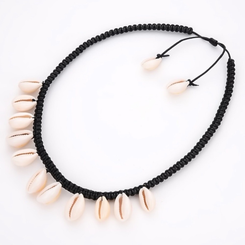 Puka Shell Necklace - Picture 4 of 4